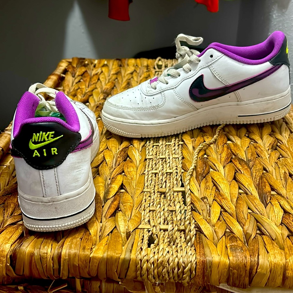Nike shoes